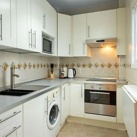 Santa Catalina Center Apartment